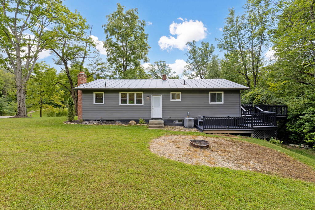 646 Kennedy Dr Property Photo 42