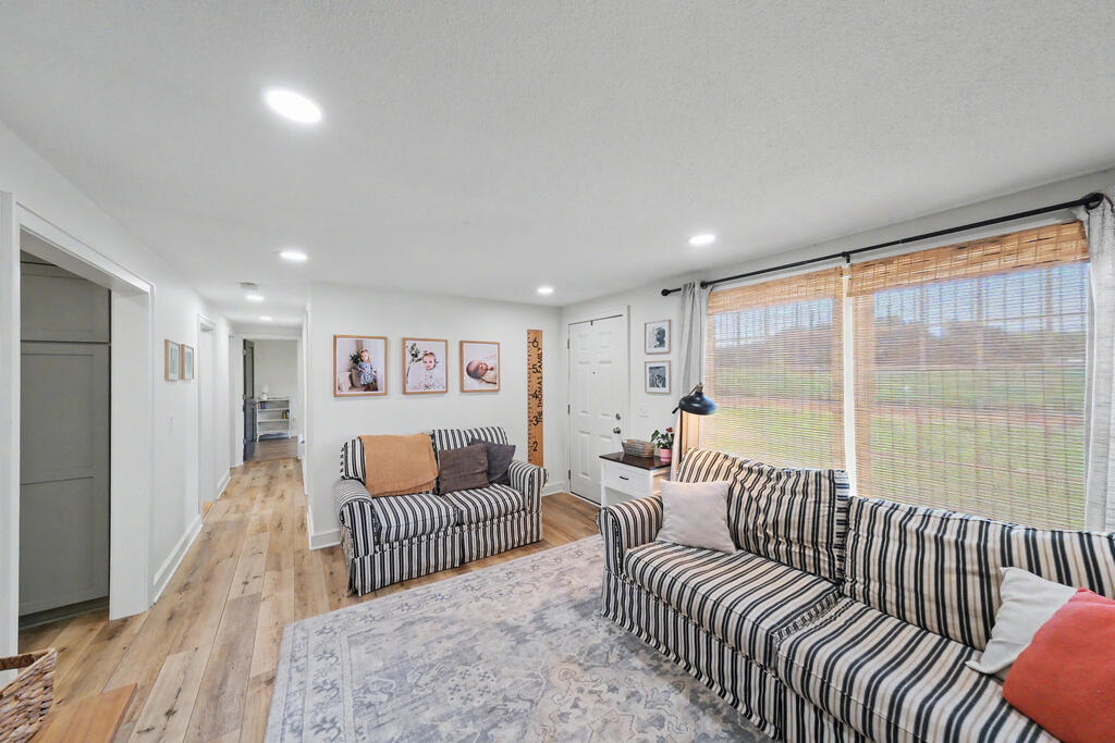 3460 Vine Road Property Photo 5