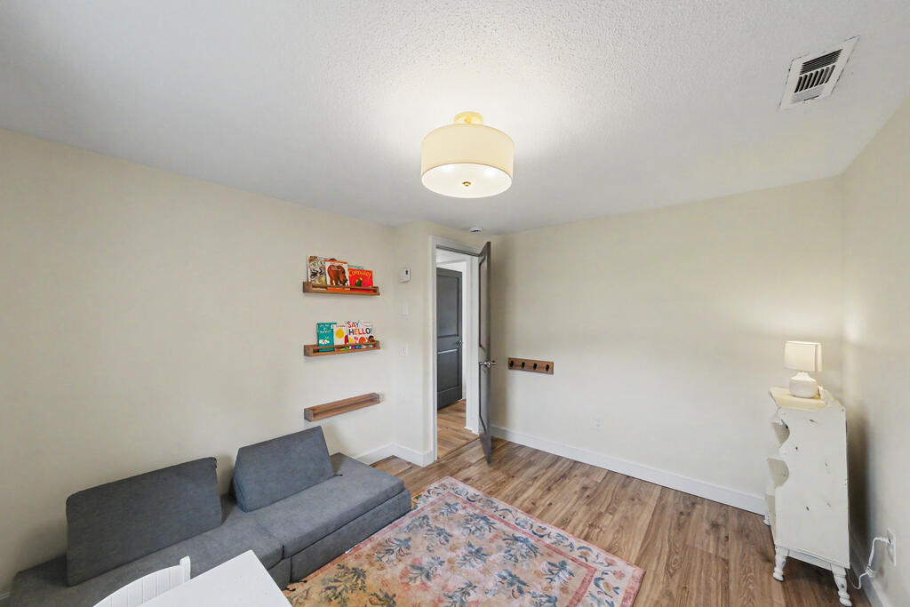 3460 Vine Road Property Photo 13