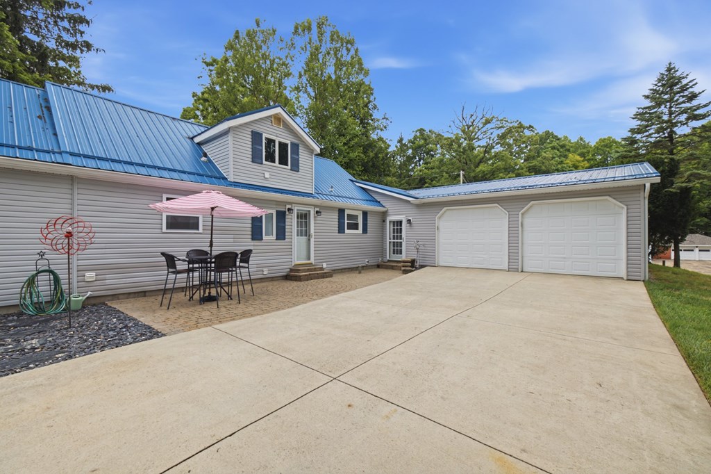 521 Harlan Road Property Photo 3