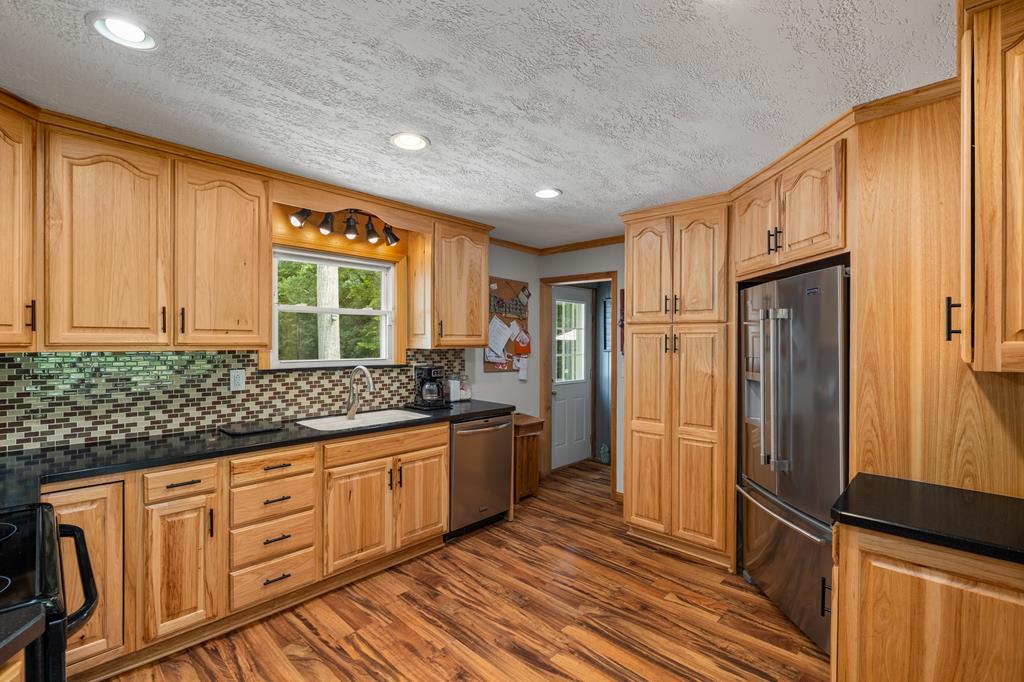 521 Harlan Road Property Photo 13