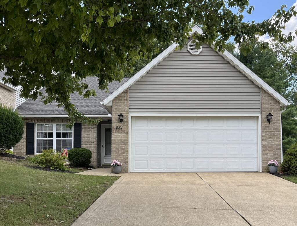 881 Red Oak Trail Property Photo 1
