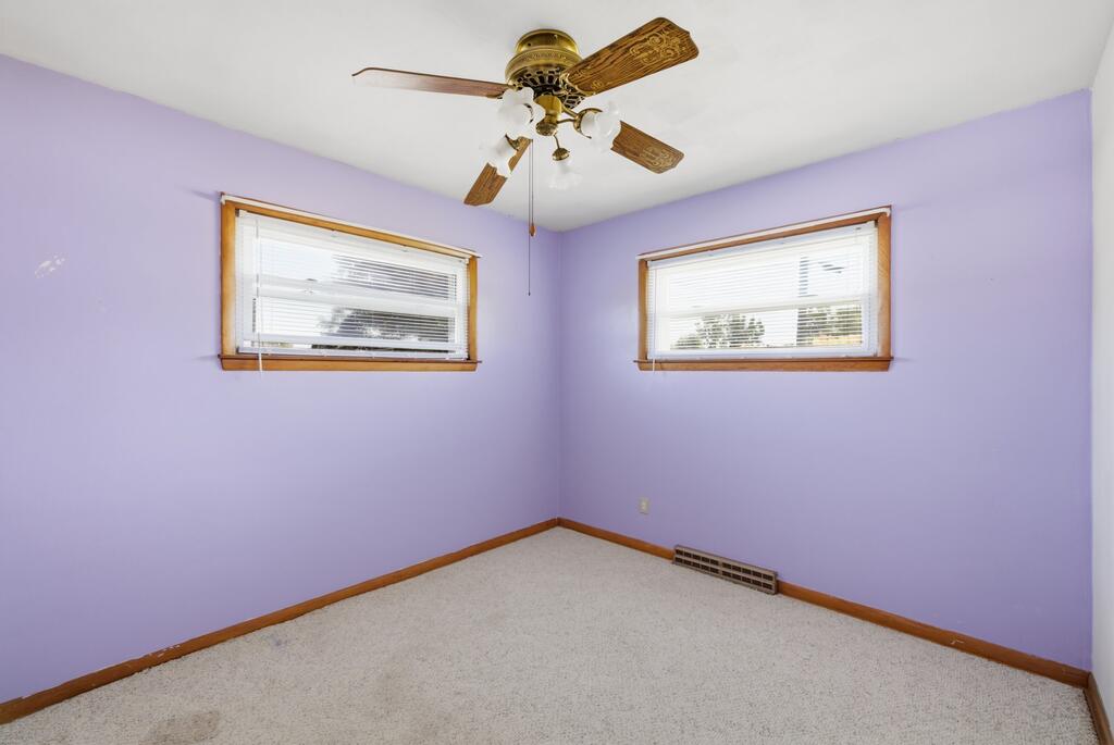 1085 Eaton St Property Photo 11