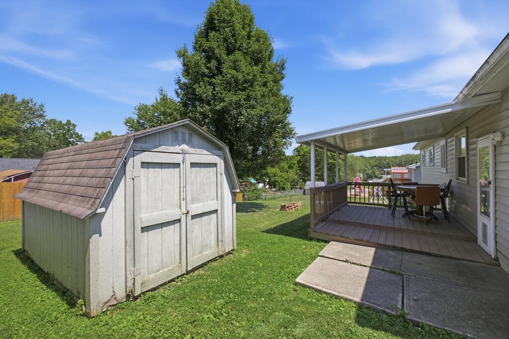 1085 Eaton St Property Photo 21