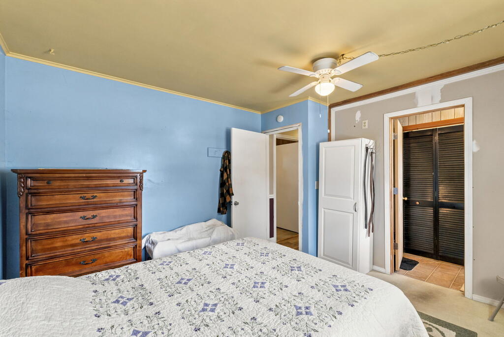 223 E North St. Property Photo 22