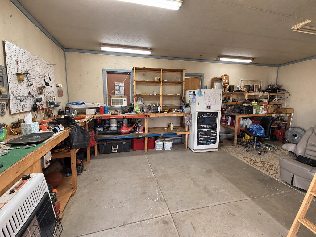 223 E North St. Property Photo 23