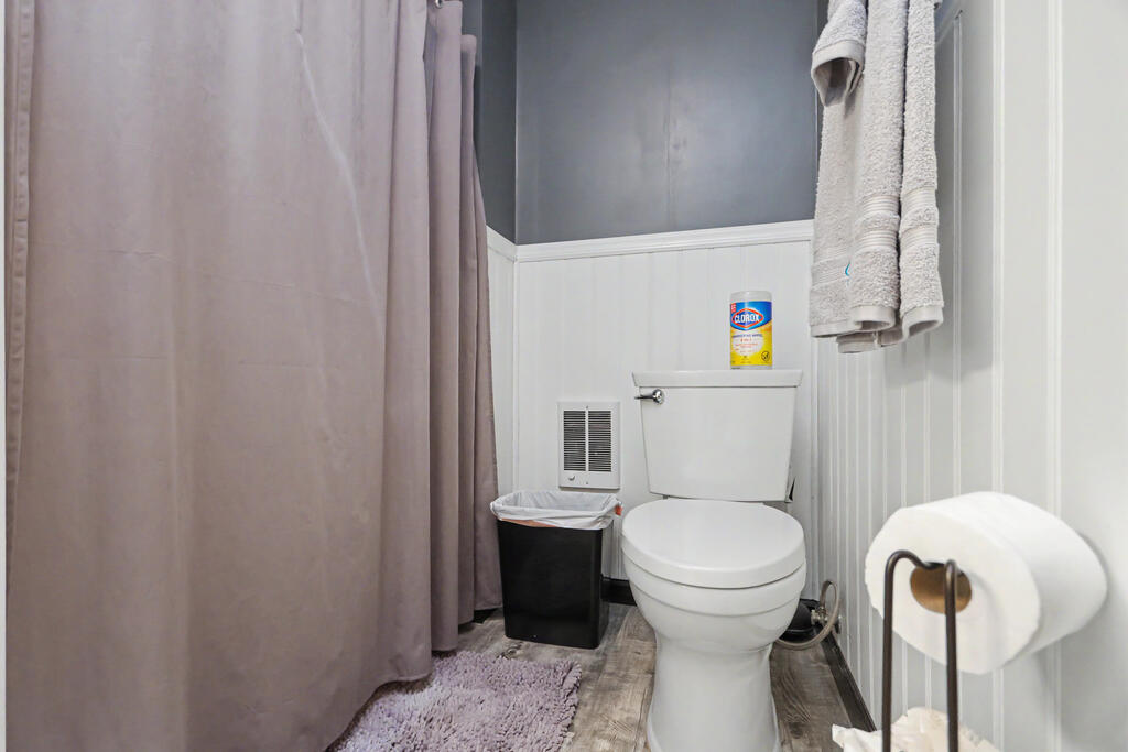 1812 Baseline Road West Property Photo 22