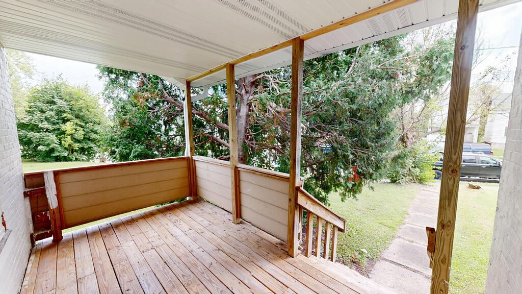 264 S Diamond St Property Photo 30