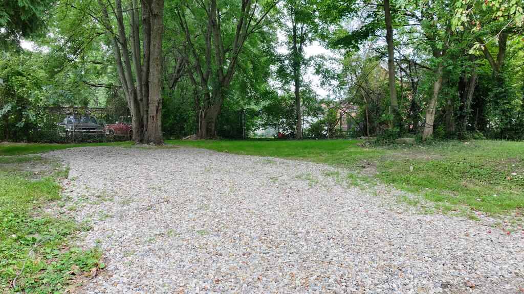 264 S Diamond St Property Photo 35