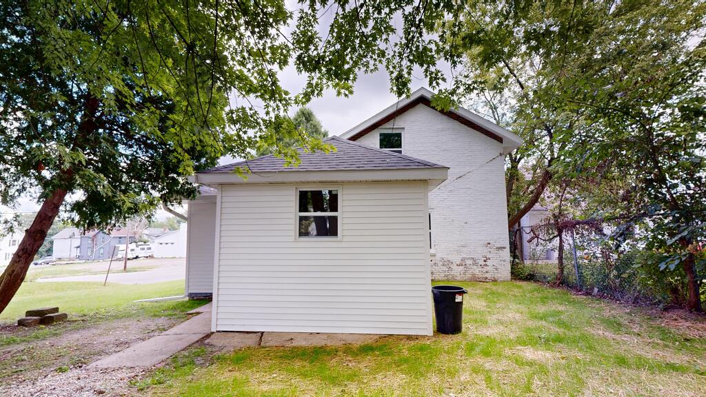 264 S Diamond St Property Photo 37