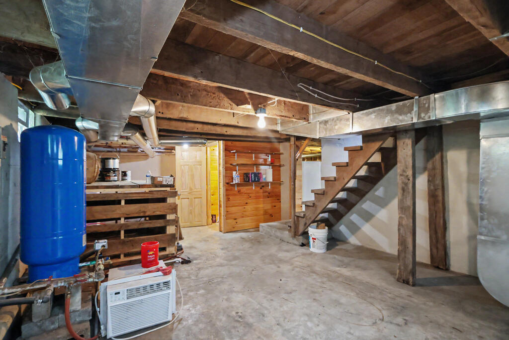 552 County Road 2575 Property Photo 24