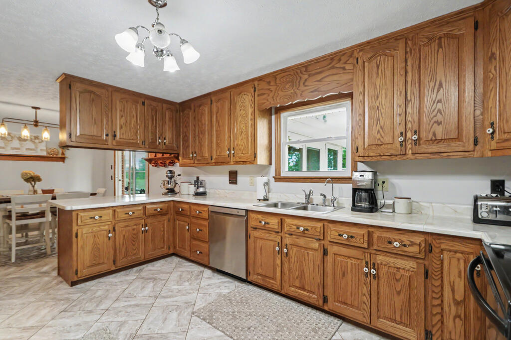2685 Albright Road Property Photo 17