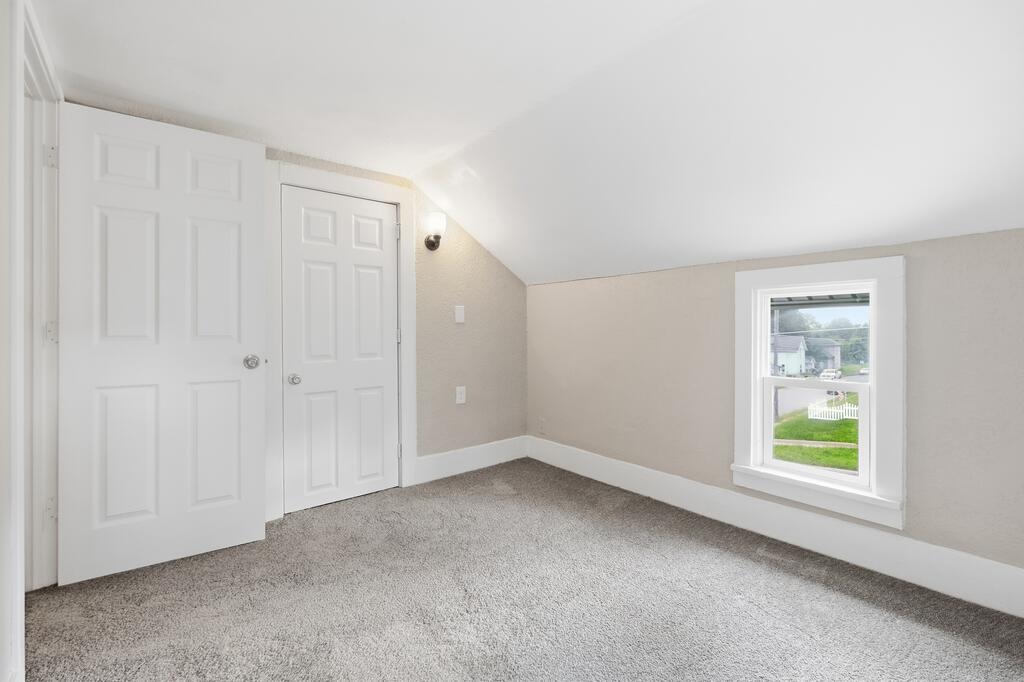 304 Hammond Avenue Property Photo 25