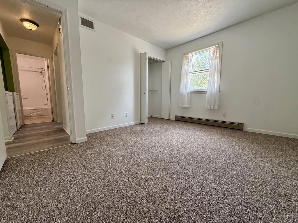 678 Katherine Ave Property Photo 12