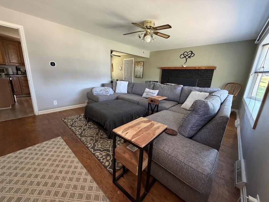855 Duff Drive Property Photo 3