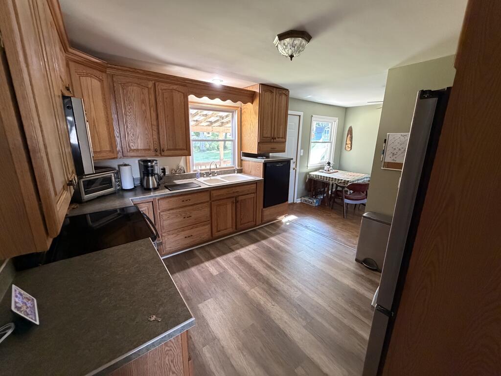855 Duff Drive Property Photo 6