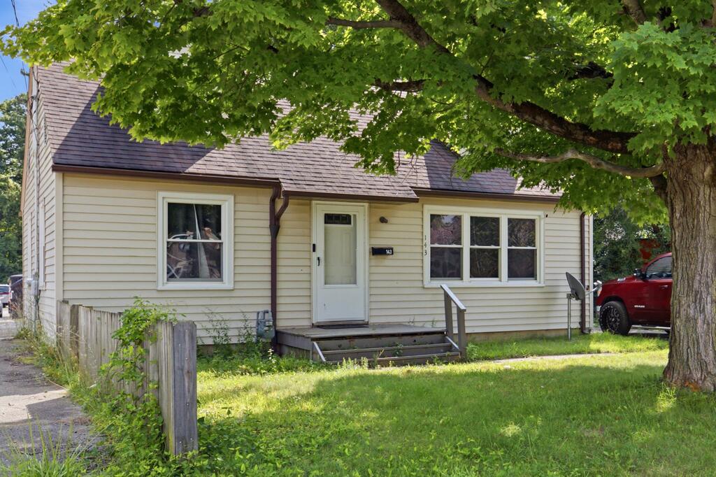 143 Fairlawn Property Photo 1