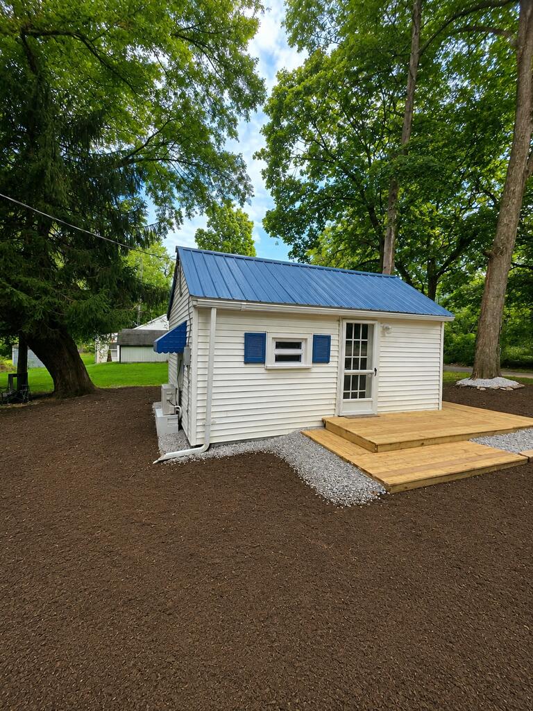 523 Cherry Property Photo 3