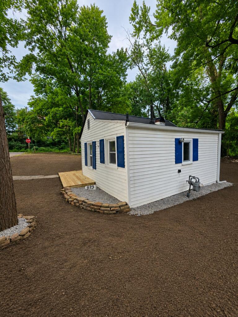 523 Cherry Property Photo 5