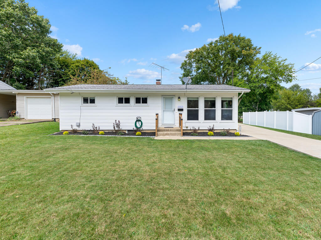 442 Forestdale Rd Property Photo 1