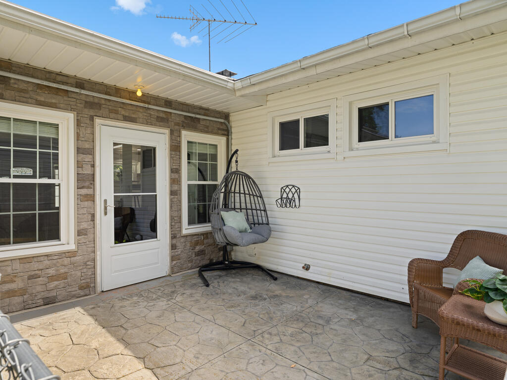 442 Forestdale Rd Property Photo 24
