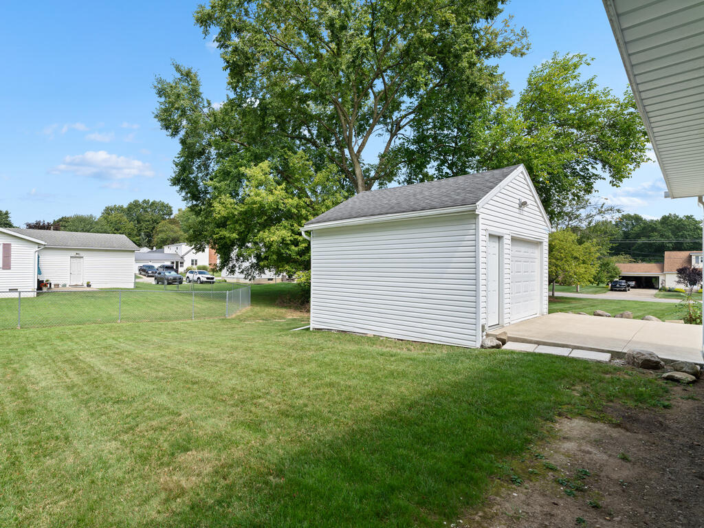 442 Forestdale Rd Property Photo 35