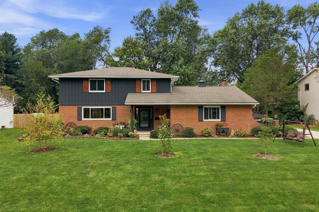 711 Olde Orchard Ct Property Photo 7