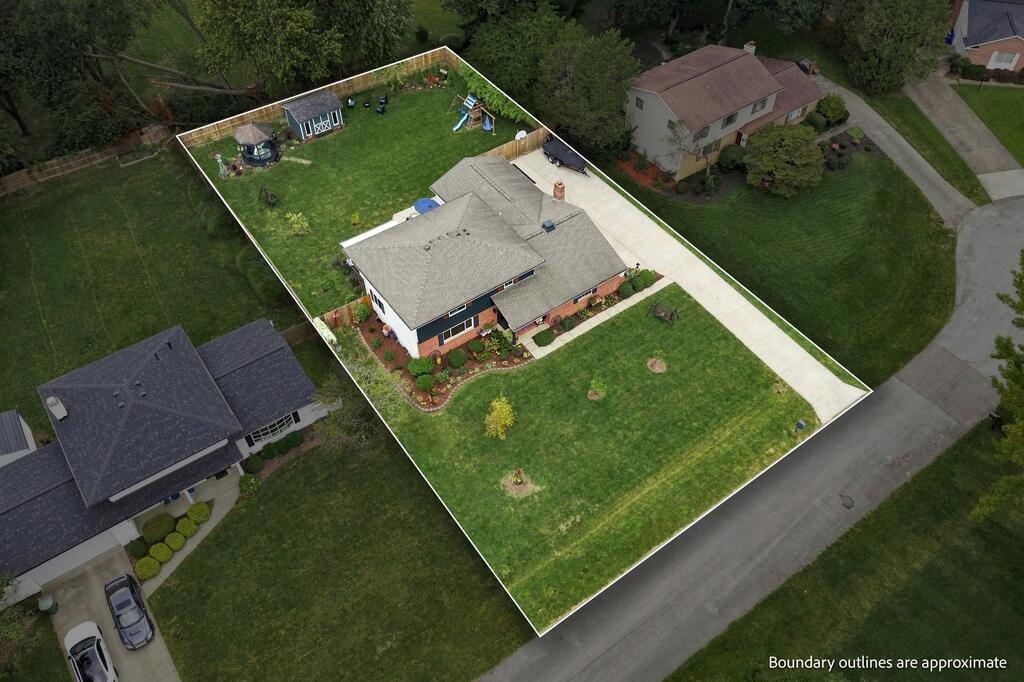 711 Olde Orchard Ct Property Photo 71