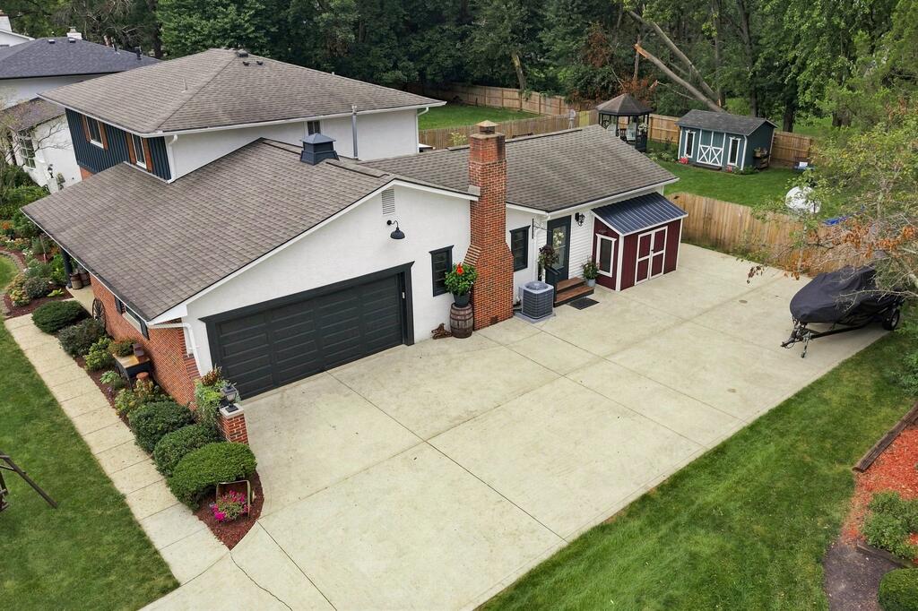711 Olde Orchard Ct Property Photo 74