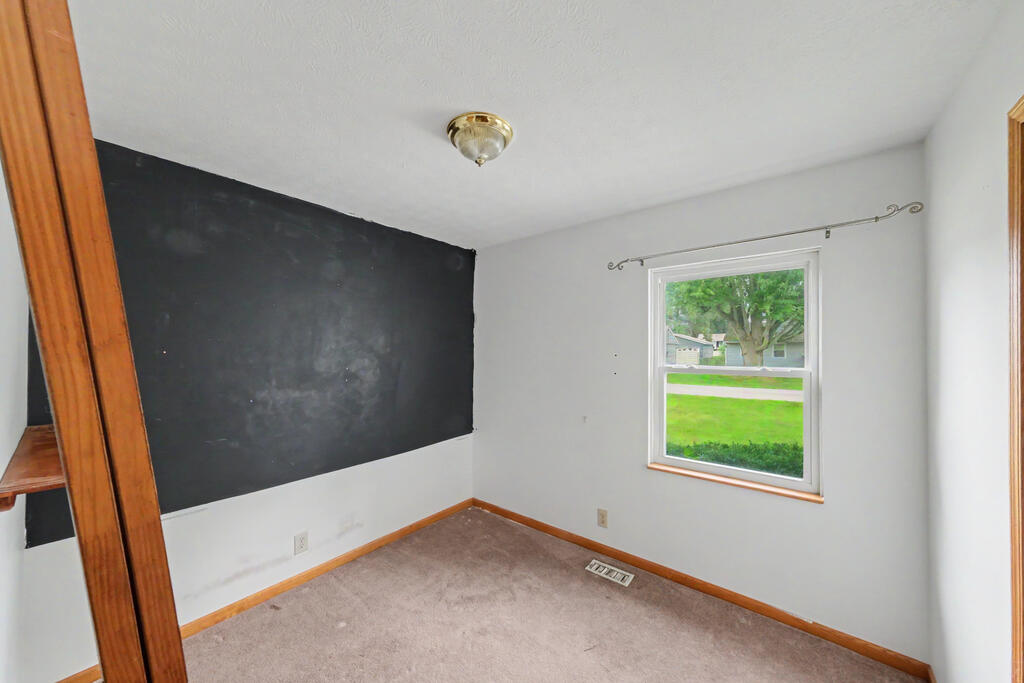 2437 Mercer Drive Property Photo 15