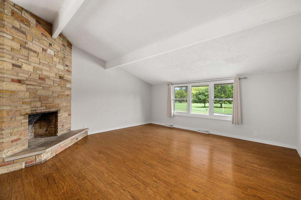 968 Mohican Drive Property Photo 3