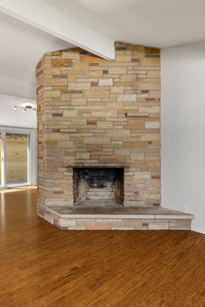 968 Mohican Drive Property Photo 6