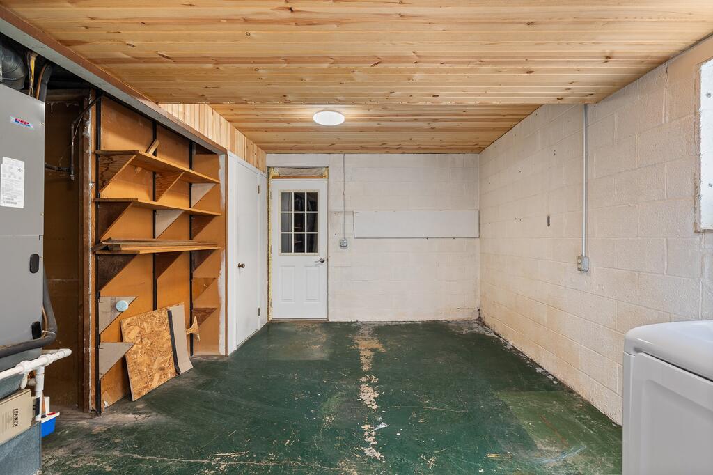 968 Mohican Drive Property Photo 15