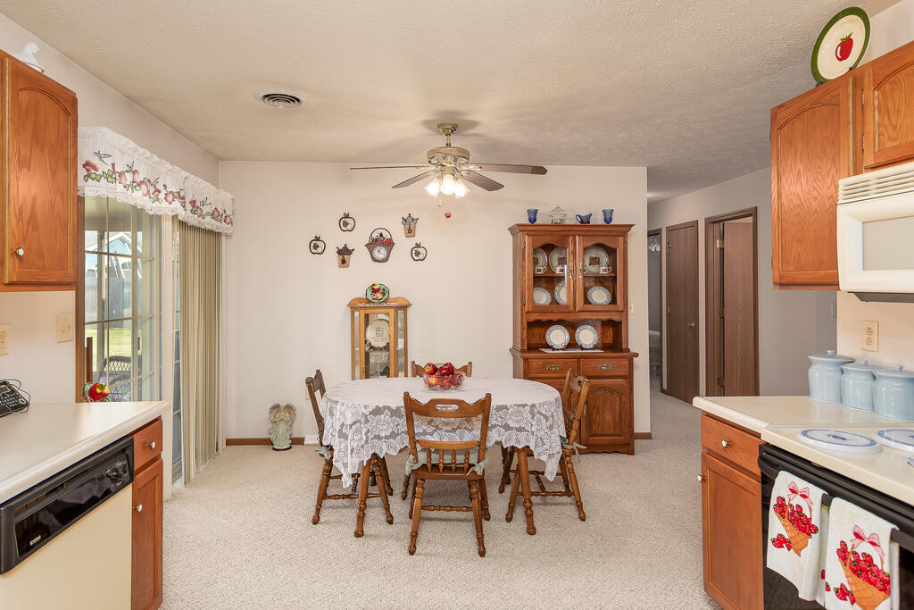 15 Riverview Dr Property Photo 7