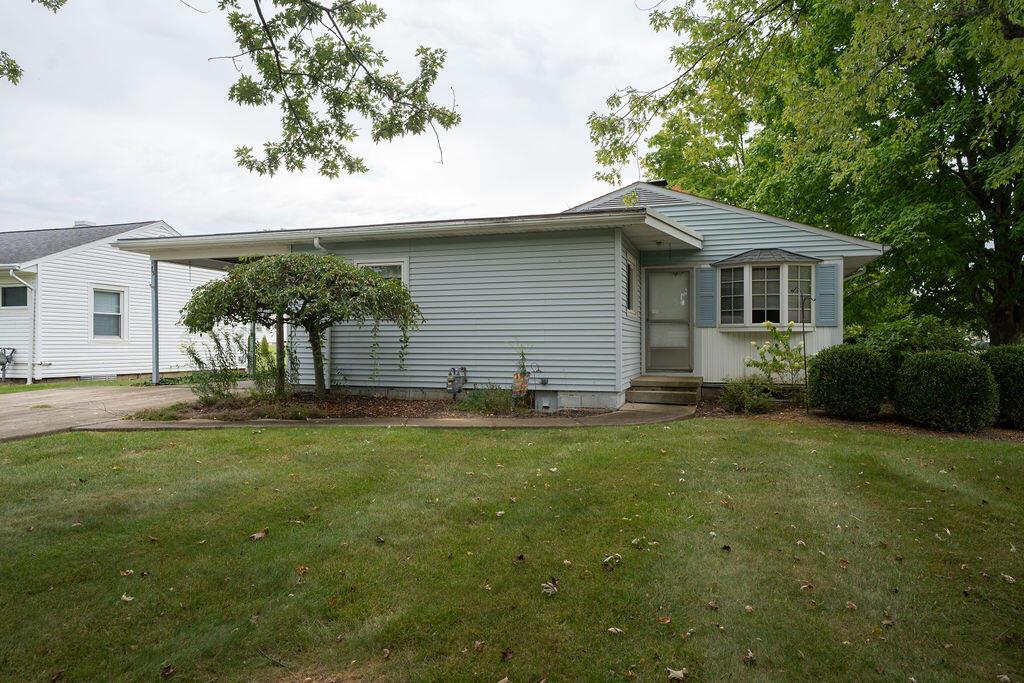 75 Roberts Drive Property Photo 1
