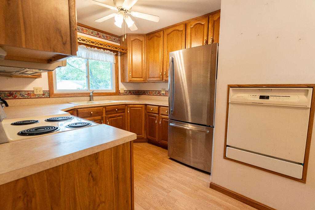 75 Roberts Drive Property Photo 11
