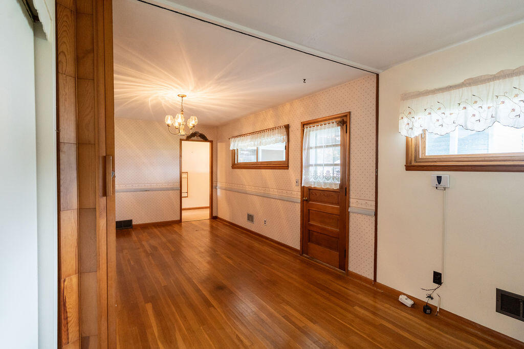 75 Roberts Drive Property Photo 18