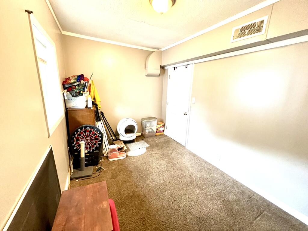 405 Michigan Ave Property Photo 18