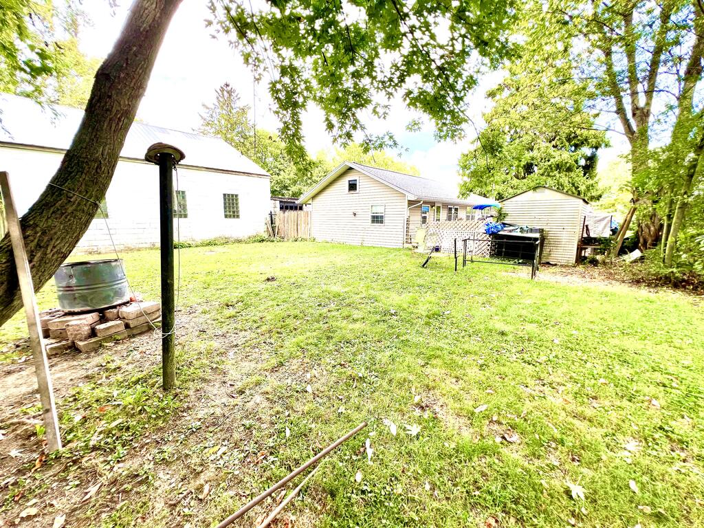 405 Michigan Ave Property Photo 22