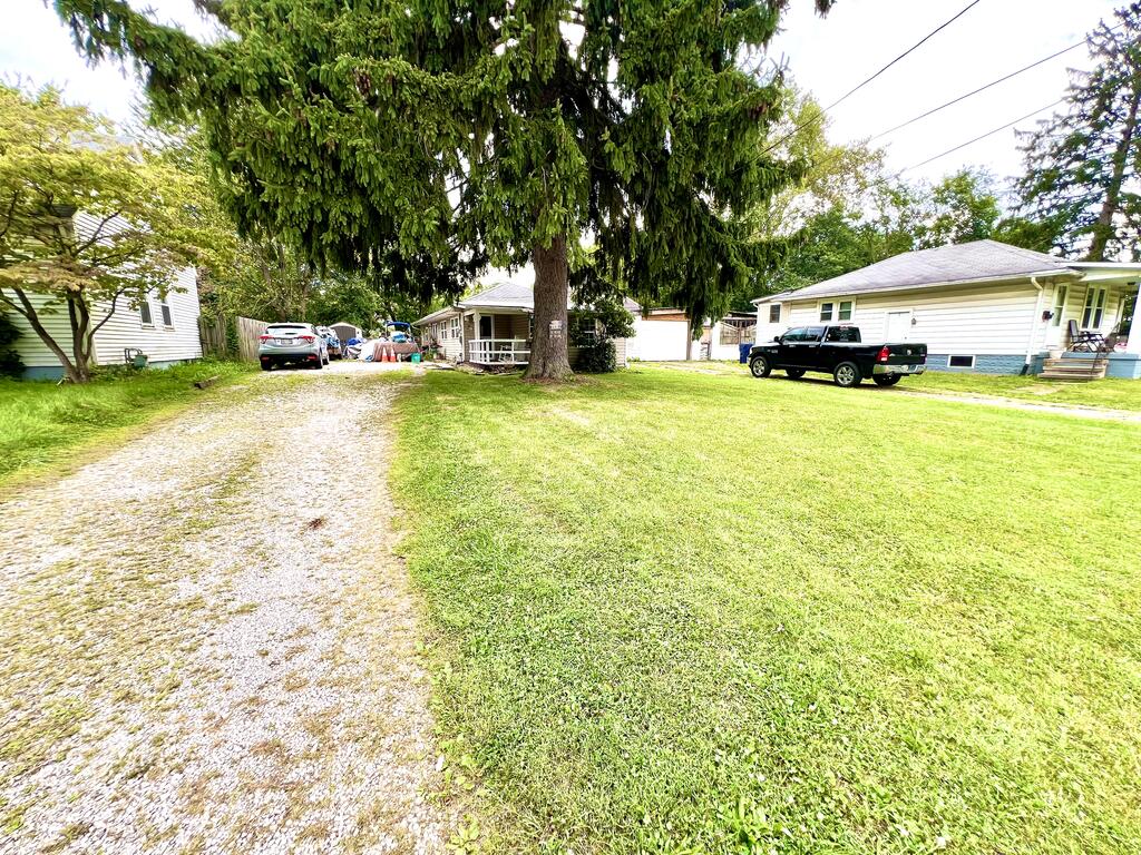 405 Michigan Ave Property Photo 23