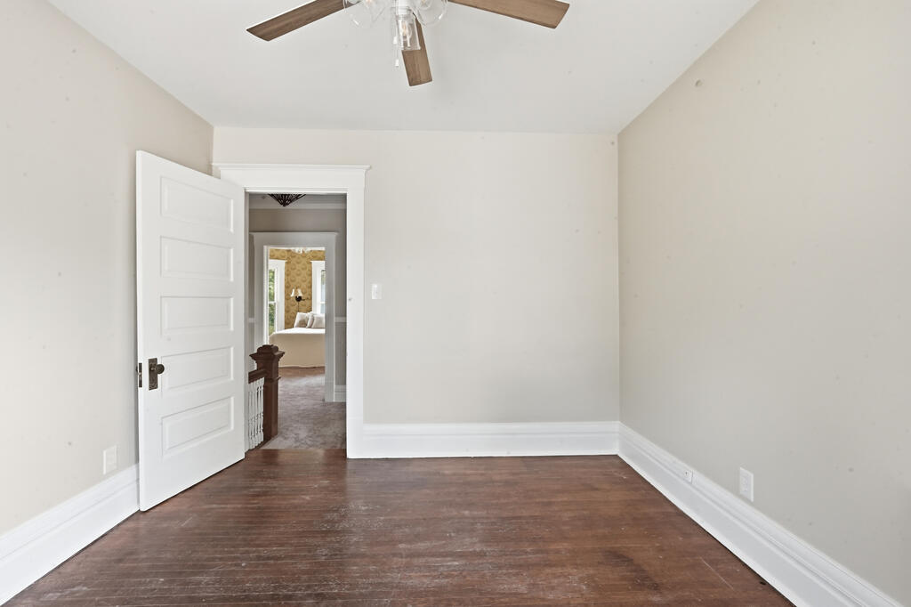 847 Center St Property Photo 19