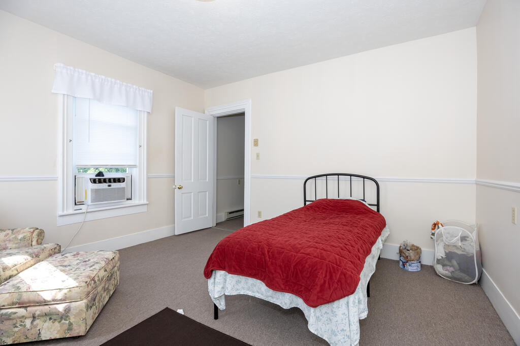 121 Bridge Street Property Photo 10