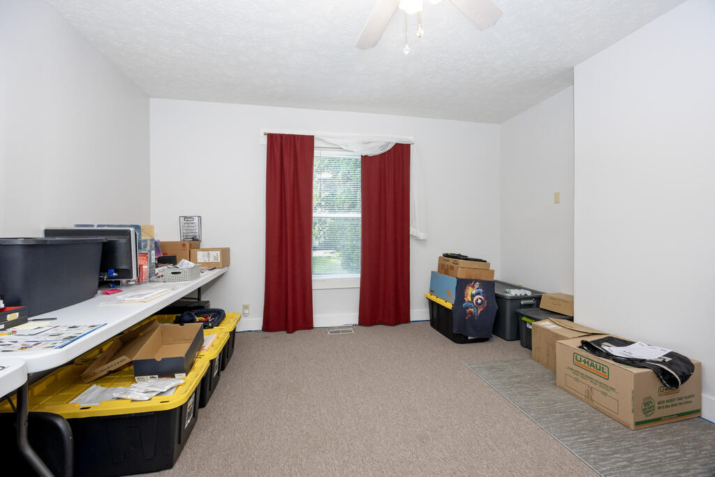 121 Bridge Street Property Photo 15