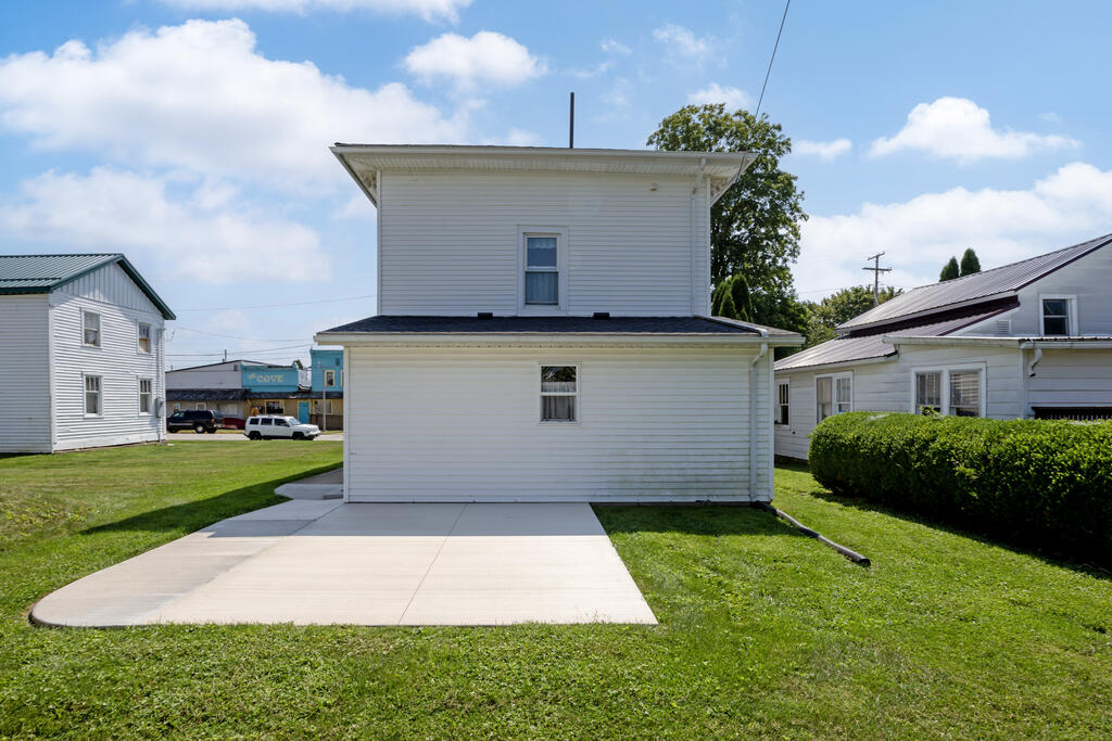 121 Bridge Street Property Photo 28