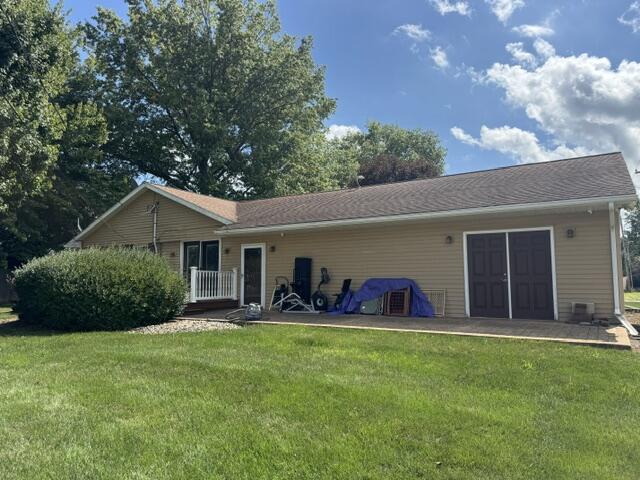 942 Victoria Drive Property Photo 1