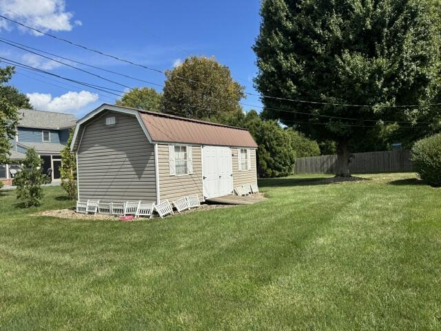 942 Victoria Drive Property Photo 3