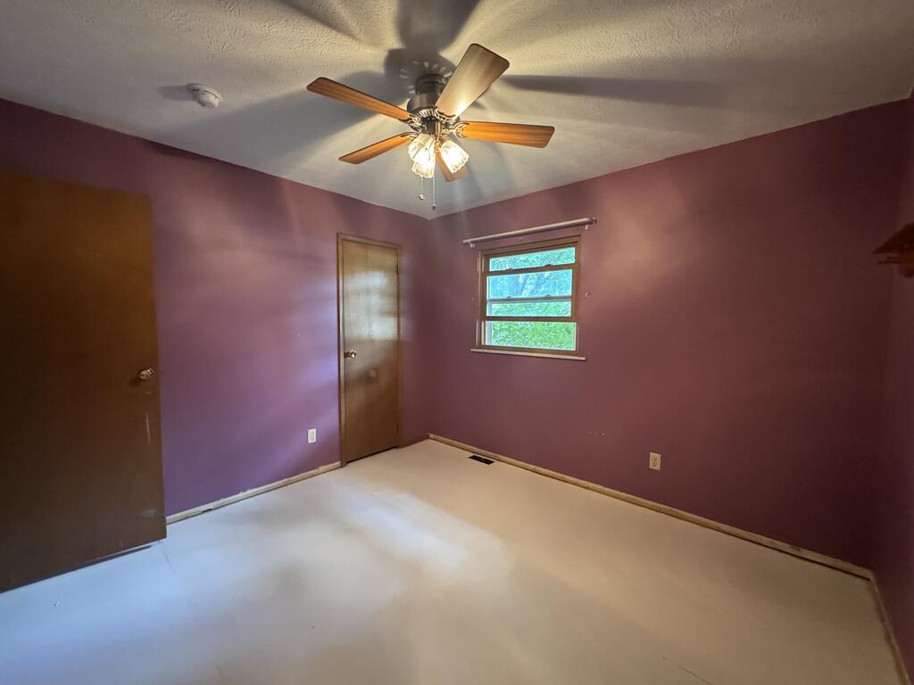 942 Victoria Drive Property Photo 15