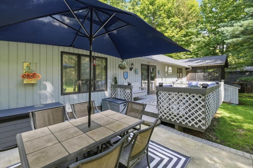 151 Dartmouth Drive Property Photo 5