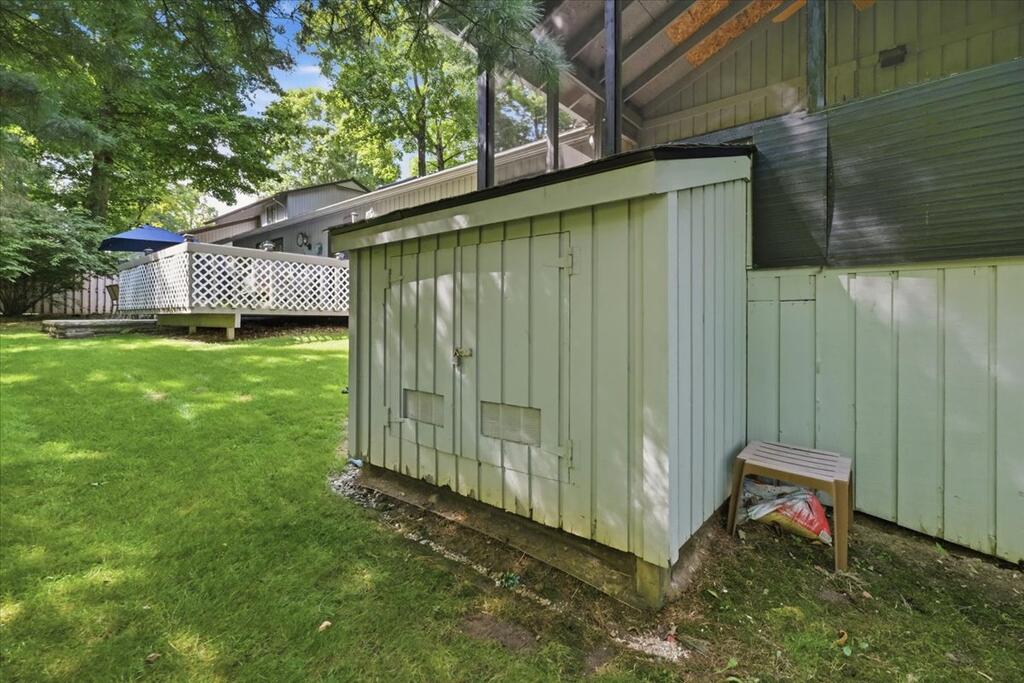 151 Dartmouth Drive Property Photo 8