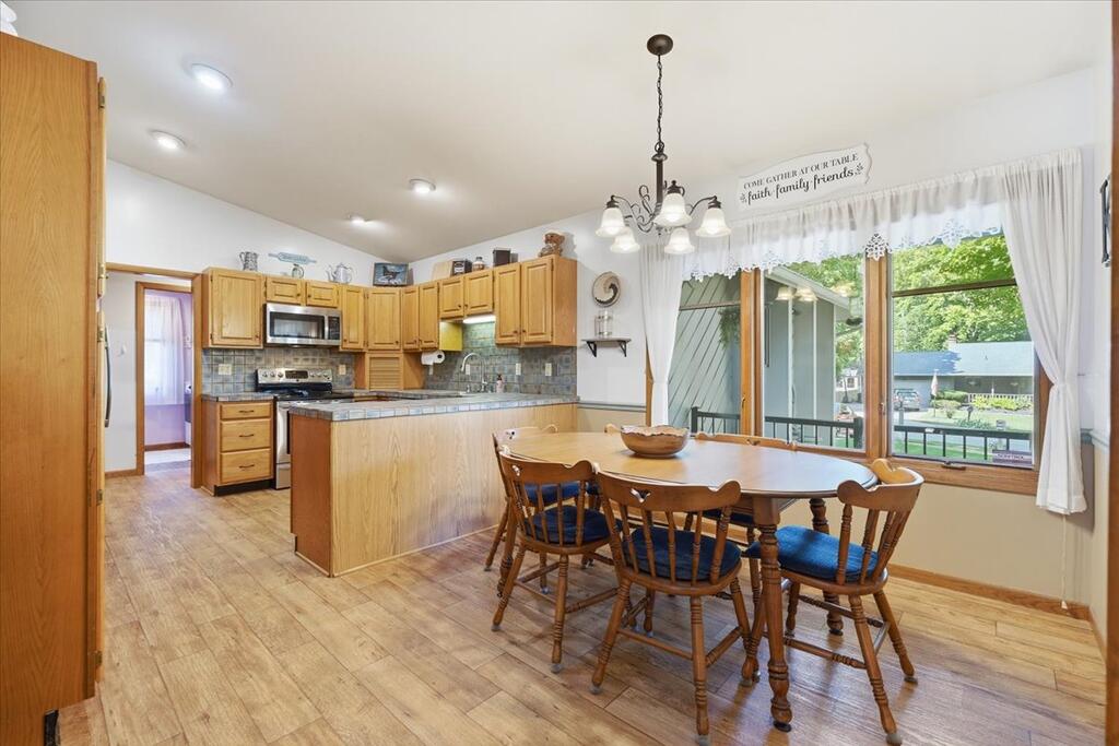 151 Dartmouth Drive Property Photo 18